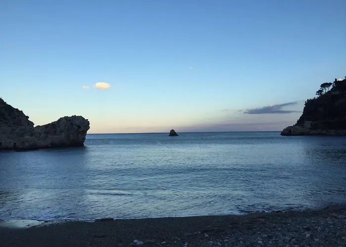 La Prua Feriehus Taormina